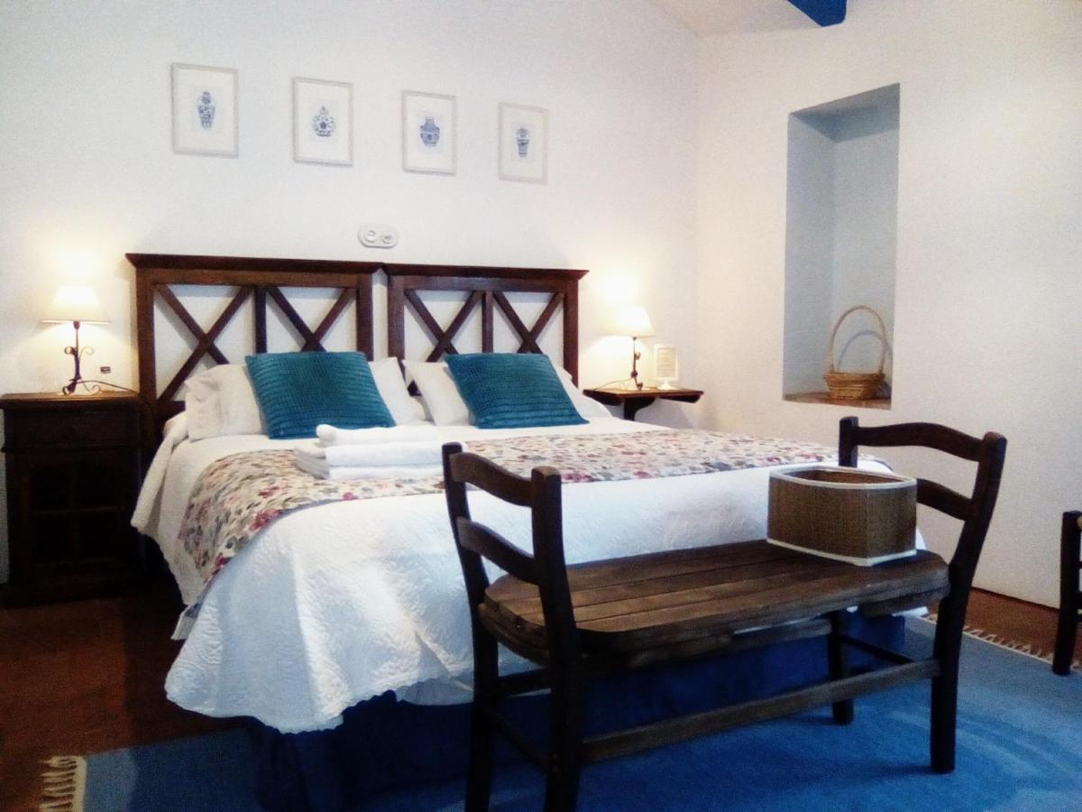 Casa Rural Y Restaurante Casa Adriano Guest House อลานีส ภายนอก รูปภาพ